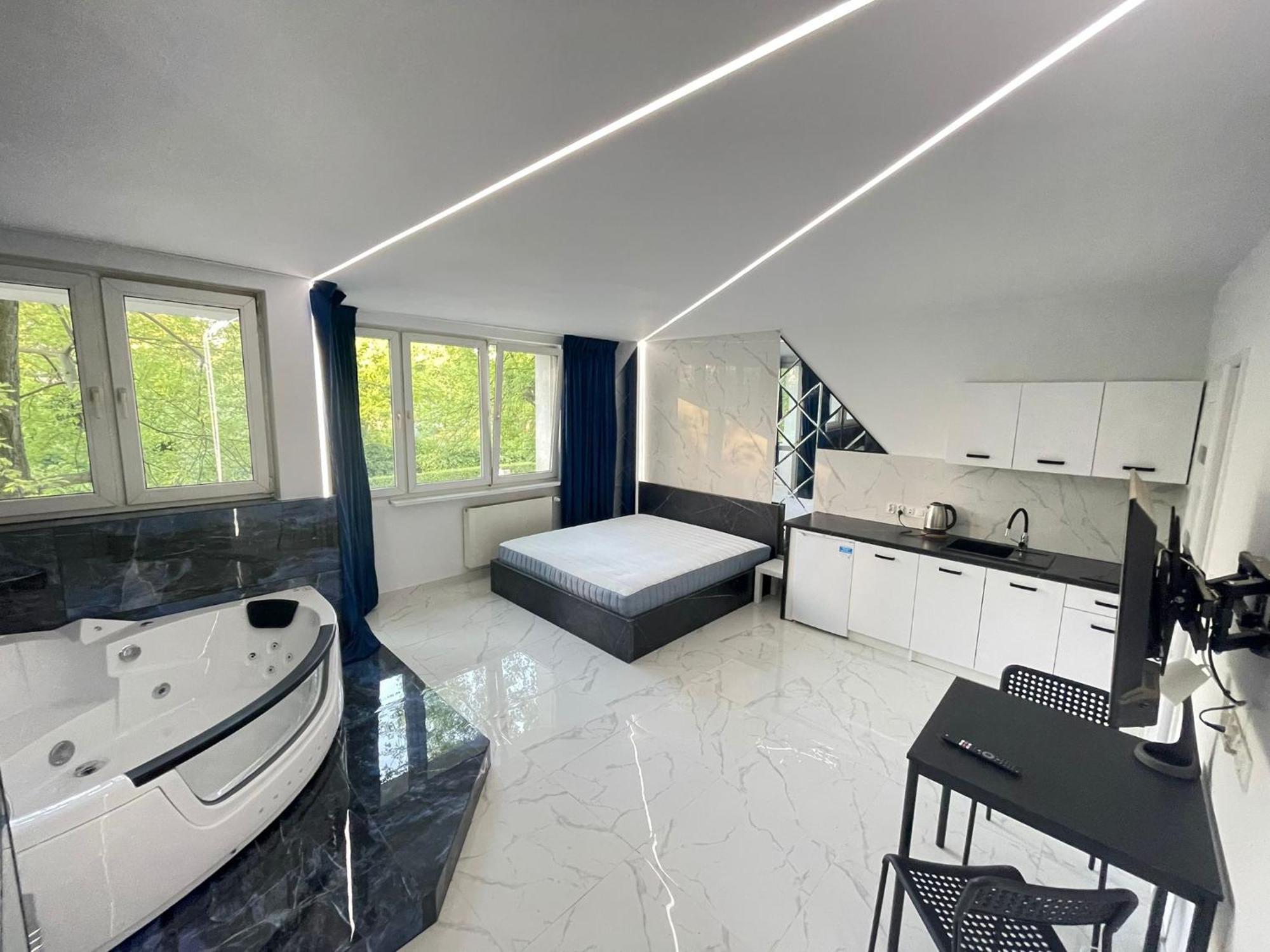 Yourapart Karmelicka Z Jacuzzi Apartament *